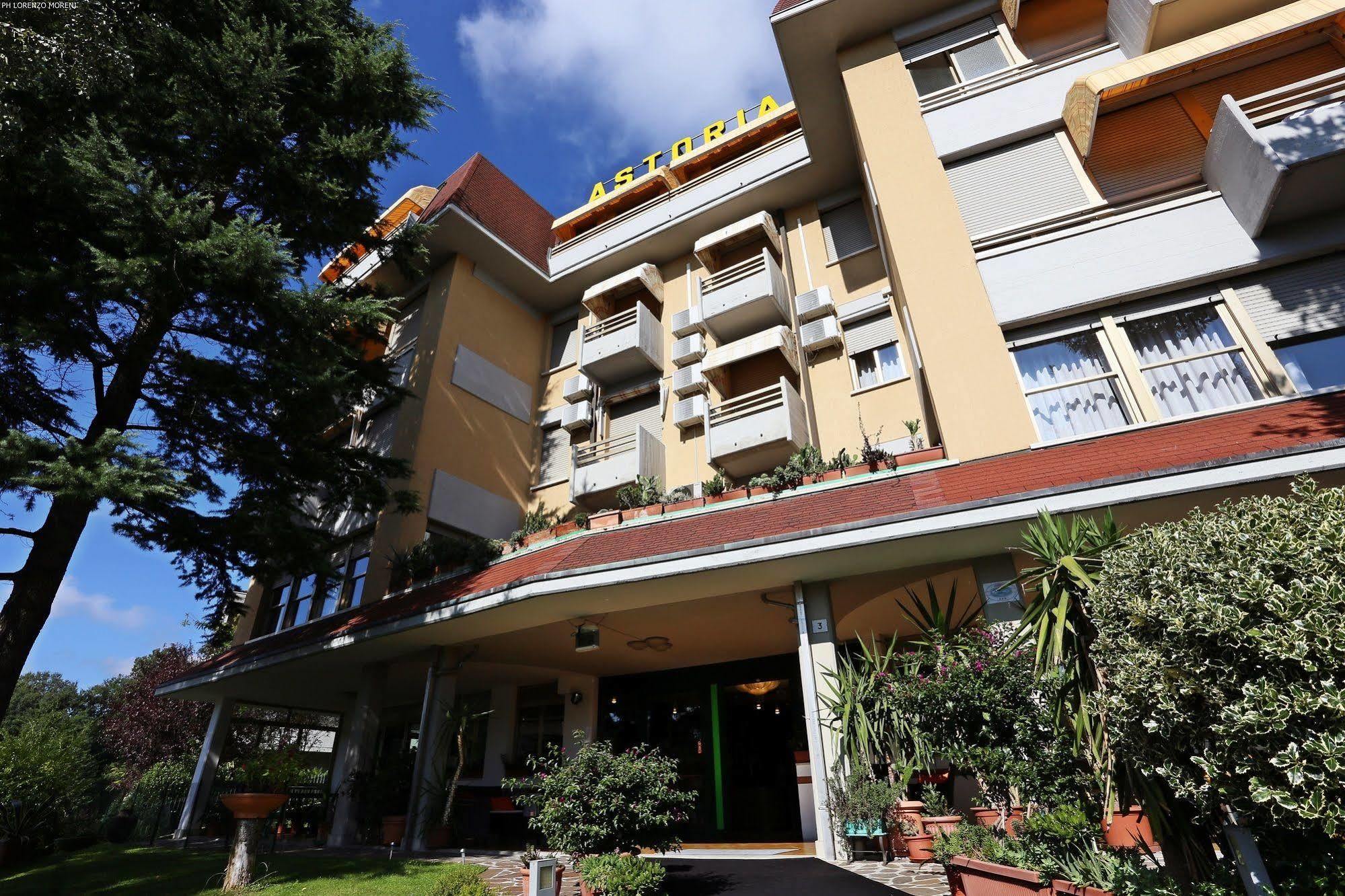 Hotel Astoria Tabiano Terme Luaran gambar