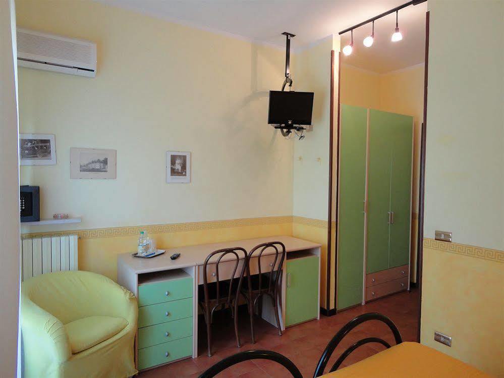 Hotel Astoria Tabiano Terme Luaran gambar
